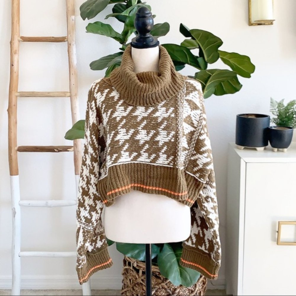 Free People Jupiter Cropped Turtleneck Pullover